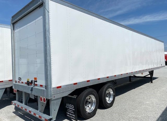 2024 Strick Trailers 42′ End Load with Hendrickson SmartLift full